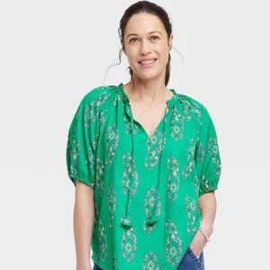 Knox Rose Short Sleeve Green Floral shirt. XL